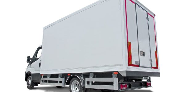 frigorifik-kamyonet-kasa-iveco-daily-arka-0967-min